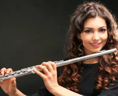 Обучение игре на флейте или блокфлейте