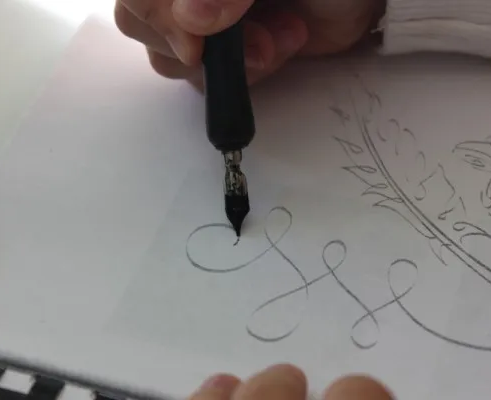 Каллиграфия, чистописание пером (на ул. Химиков 8)