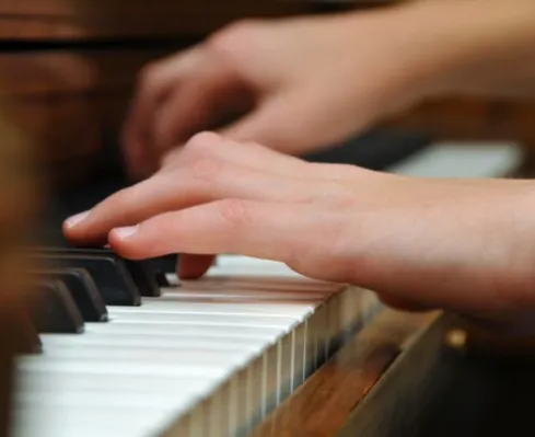 СТУДИЯ ФОРТЕПИАНО «МАЭСТРО»