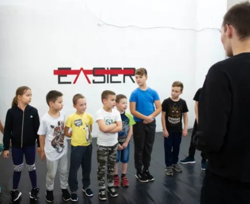 Академия паркур Easier