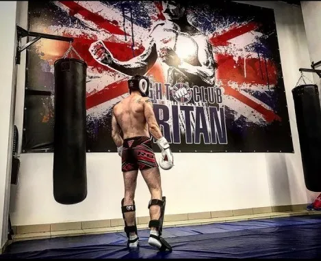 Смешанные боевые единоборства (MMA) 16+