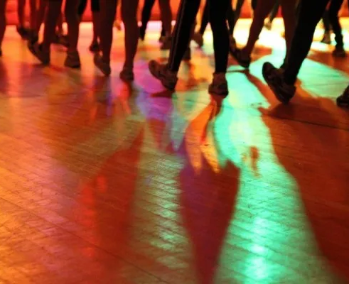 Эстрадный танец (на ул. Калинина)