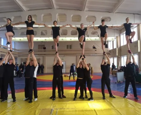 Клуб спортивного чирлидинга ELITE