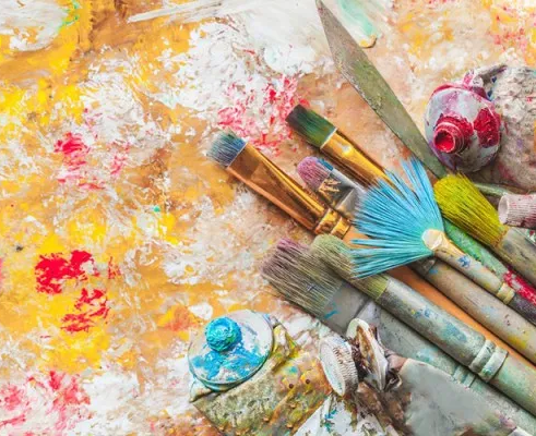 ИЗОСТУДИЯ «ВЕСЕЛАЯ КИСТОЧКА»