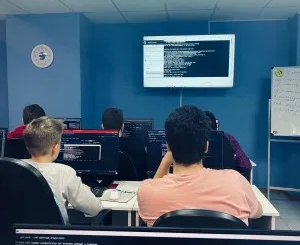 Курс "Искусственный интеллект в Python" (онлайн)