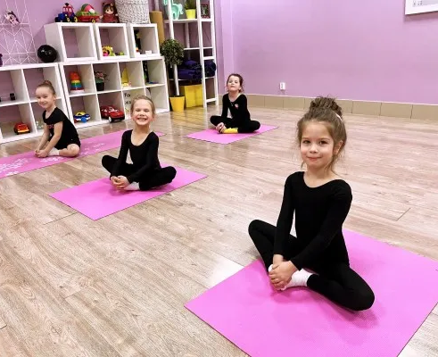 GymBalance гимнастика для детей на Большевиков