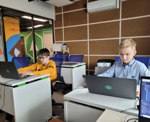 Школа программирования и робототехники для детей Пиксель