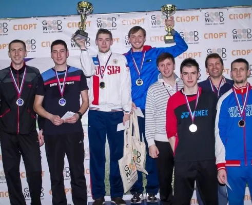 Тренировки по бадминтону