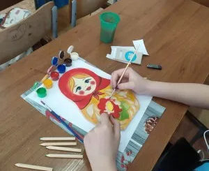 Мастер-класс по росписи разделочной доски "Матрёшка"
