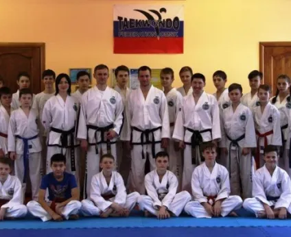 Тхэквондо ИТФ и кикбоксинг (на пр. Королёва)