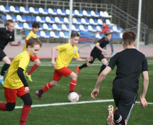 Футбольная академия Cantera (8-10 лет) ст.м.Тушинская