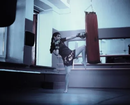 Бокс и кикбоксинг (на ул. Красных Партизан)