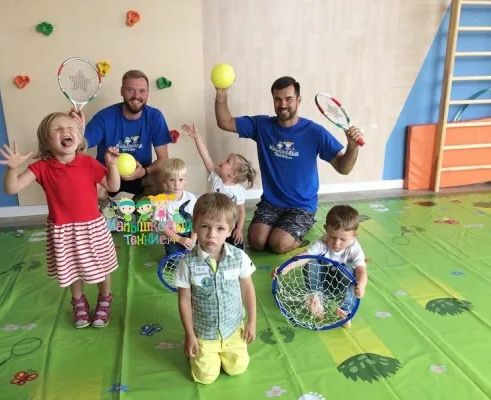 Детский большой теннис (на пр. Березовой Рощи)