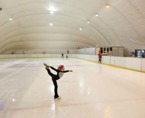 Фигурное катание (на ул. 60 лет ВЛКСМ)