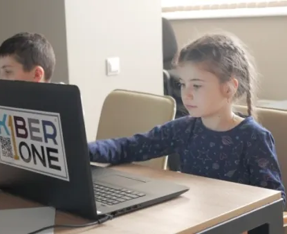Открытый урок в КИБЕРшколе программирования KiberOne