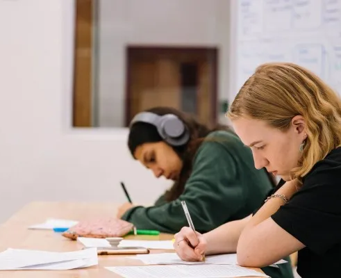 Подготовка к Дипломной программе Международного Бакалавриата (6 часов)