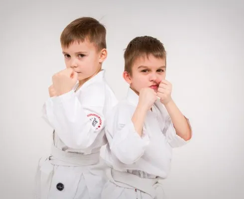 Карате в Академии Талантов ВОЛШЕБНЫЙ ЗАМОК
