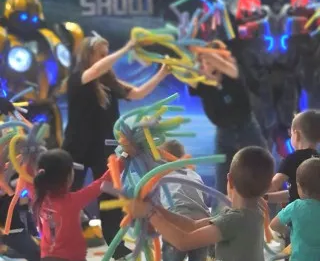 Шоу трансформеров и выставка интерактива