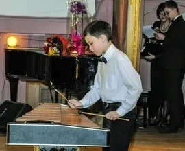 Ксилофон, барабан