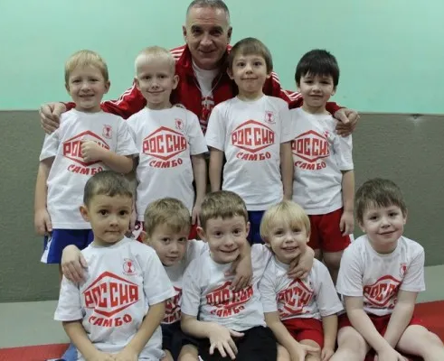 Смешанные единоборства