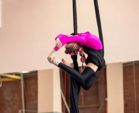 Воздушная гимнастика для детей Yourways (м. Строгино)