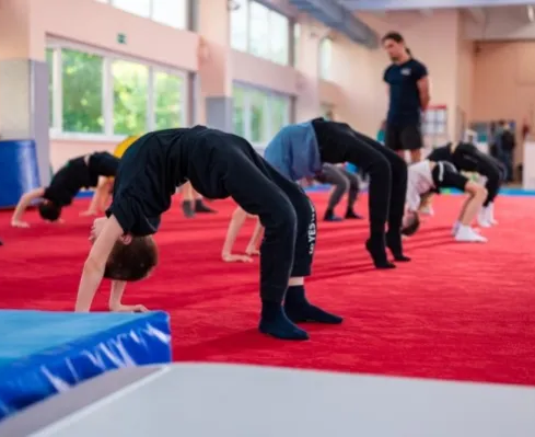 Акробатика для детей Yourways (м. Люблино)