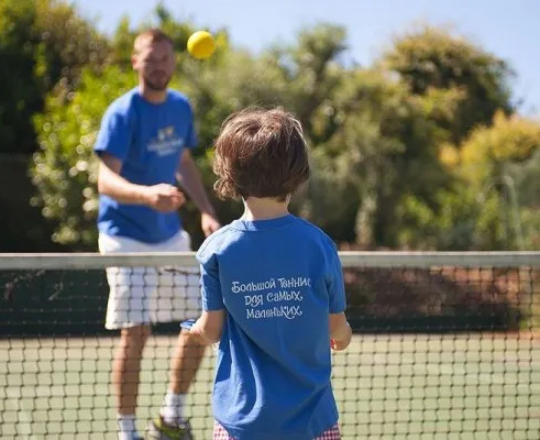 Школа большого тенниса (на ул. Б. Никитской)