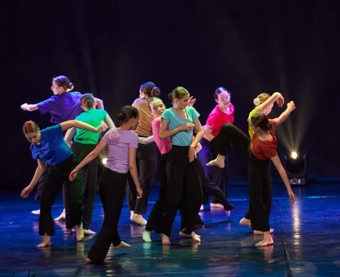 Современный танец