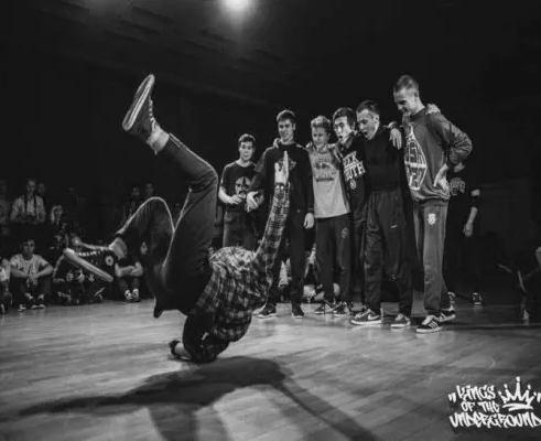 СТУДИЯ БРЕЙК-ДАНСА "НОВЫЙ УРОВЕНЬ"