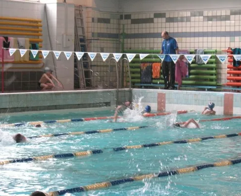 Обучение плаванию детей и подростков (коммерческие группы)