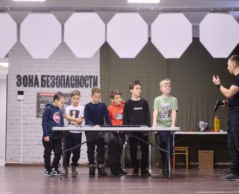 Стрельба из пневматического пистолета IPSC Action Air. Базовый курс