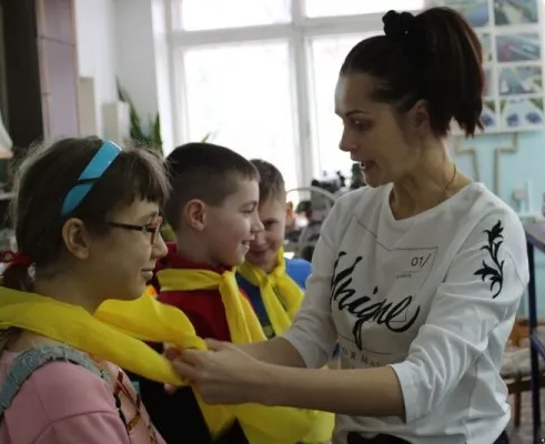 Лидер (социальная направленность)