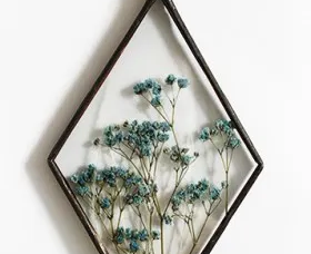 Кулон с сухоцветами в технике Тиффани