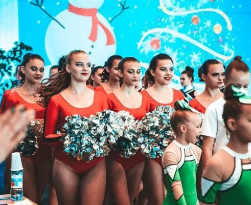 Школа чир-спорта и чирлидинга Black Cherry