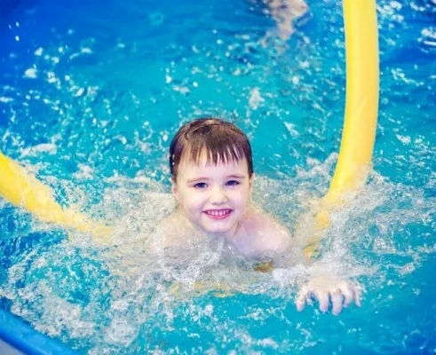 Детский бассейн «Капельки»