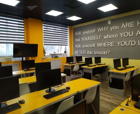 Школьник- студент