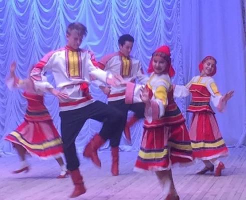 Образцовый хореографический ансамбль «Счастливое детство»