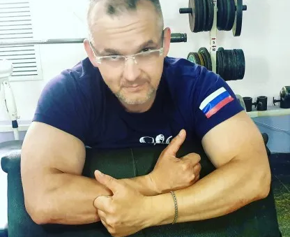 Секция бодибилдинга и гиревого спорта (вечерние группы)