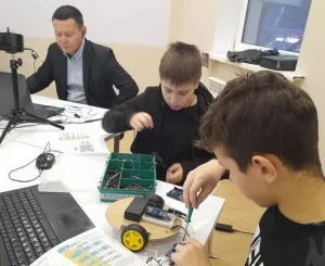Театр РОБОТОВ