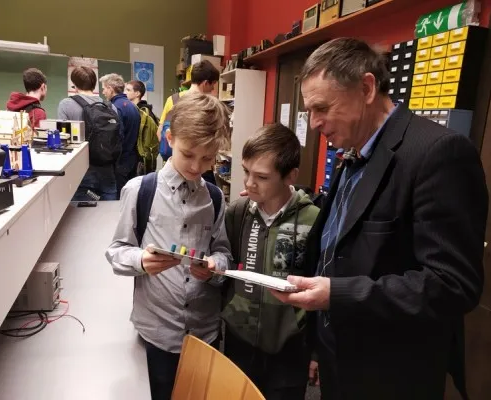 Коллектив "Электрон", Радиоэлектроника и Робототехника