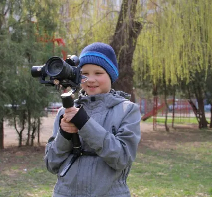 Мультипликация, занятия по видеосъемке и фотографии, песочной анимации