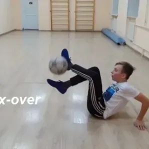 Обучение футбольному фристайлу