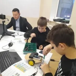 Театр РОБОТОВ