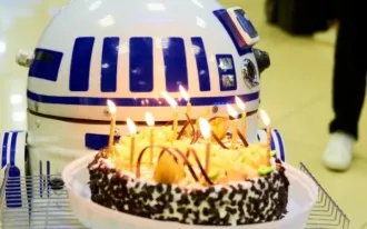 Квест "Спасти R2D2"