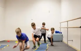 Занятия по хоккею и фигурному катанию для детей и подростков