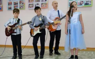 ВИА «Вдохновение». Обучение игре на гитаре и вокалу