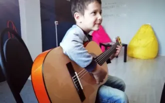 Уроки игры на гитаре