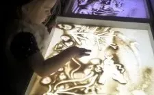 Рисование песком