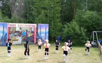 Хореографический ансамбль «Гэсэр» (младшая группа)